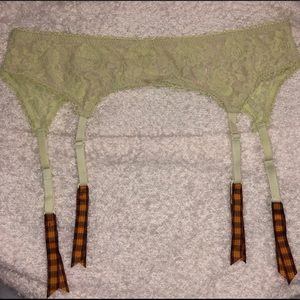 Victoria’s Secret Garter Belt